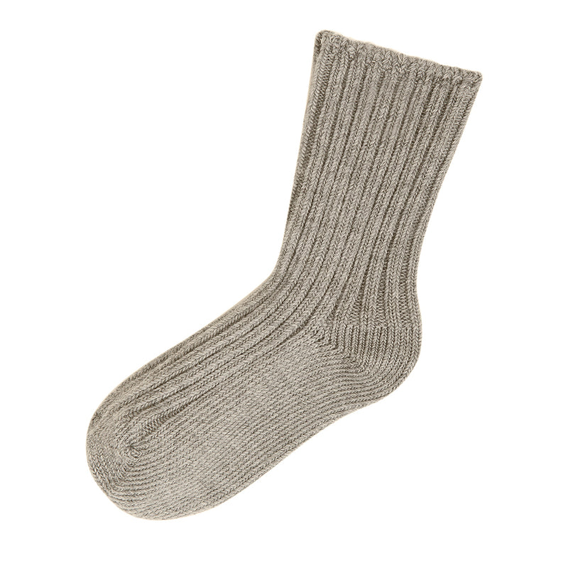 Stricksocken aus Wolle beige