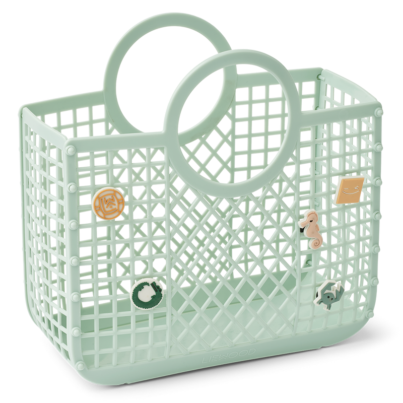 Samantha Basket with Charms Light Peppermint