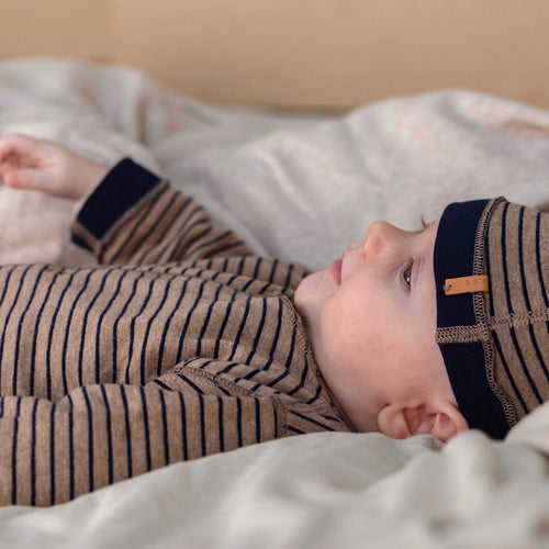 Babymütze Born Hat Night Stripe
